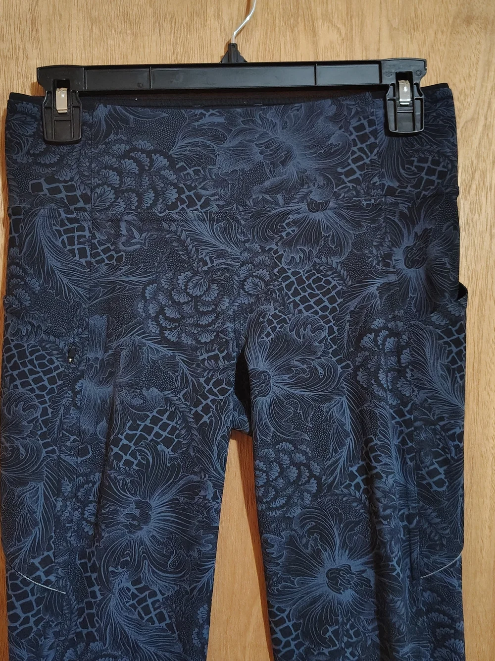 lululemon athletica Navy Floral-Print High-Rise Jeggings